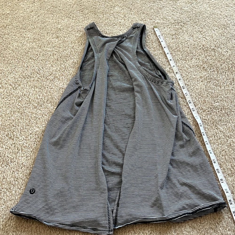Size small lululemon open back tank
